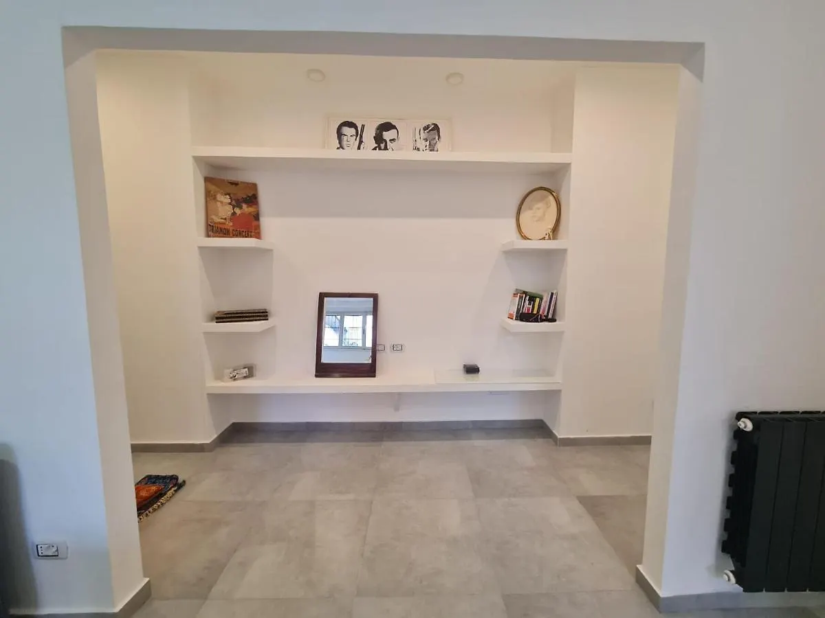 Casa Tua Villa Milan 0*,  Italy